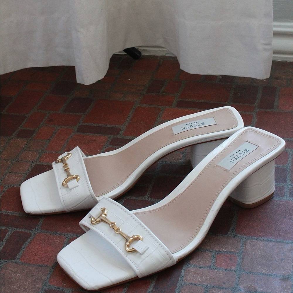 Steven New York Faux Croc Leather Heeled Mule Sandals. Size 10